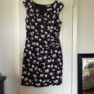 Great dress for work or dinner out or that special party
